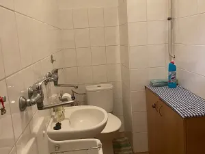 Pronájem obchodního prostoru, Staré Město, 90 m2
