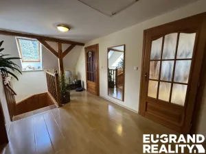 Prodej rodinného domu, Nový Bor - Janov, 219 m2