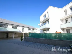 Pronájem bytu 1+kk, Brno, Faměrovo náměstí, 49 m2