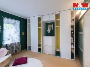 Prodej rodinného domu, Loučim, 300 m2