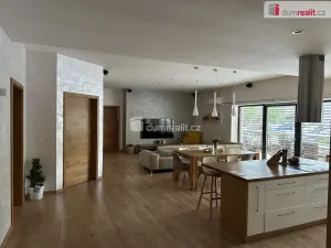 Prodej rodinného domu, Děčín - Děčín I-Děčín, Dobrovského, 229 m2