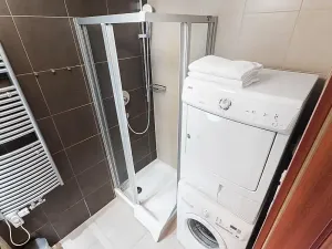 Pronájem bytu 2+kk, Praha - Nové Město, Na slupi, 50 m2