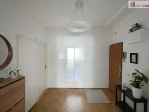 Pronájem bytu 3+1, Praha - Smíchov, Holečkova, 84 m2