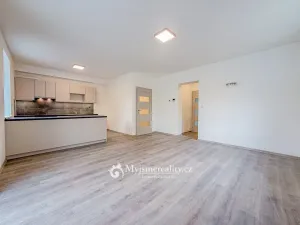 Pronájem bytu 2+kk, Znojmo, Vančurova, 52 m2