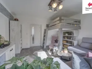 Prodej bytu 2+1, Plzeň, Chválenická, 69 m2