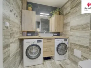 Prodej bytu 2+1, Plzeň, Chválenická, 69 m2