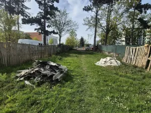 Pronájem zahrady, České Budějovice, Šípková, 400 m2