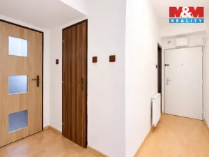 Prodej bytu 2+1, Praha, K louži, 46 m2