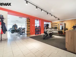 Prodej obchodního prostoru, Drásov, 300 m2