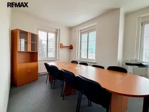 Pronájem kanceláře, Praha - Strašnice, Průběžná, 128 m2