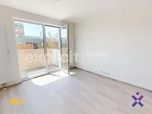 Pronájem bytu 1+kk, Zlín, Nad Stráněmi, 34 m2