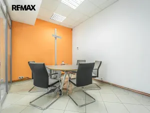 Pronájem kanceláře, Kladno, Osvoboz. pol. vězňů, 183 m2