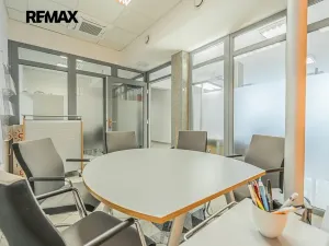 Pronájem kanceláře, Kladno, Osvoboz. pol. vězňů, 183 m2