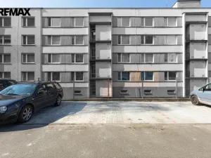 Prodej bytu 2+1, Děčín - Děčín XXXII-Boletice nad Labem, Přímá, 58 m2