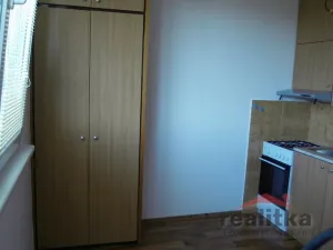 Pronájem bytu 1+1, Opava - Kateřinky, Holasická, 37 m2