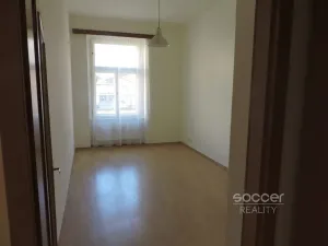 Pronájem bytu 3+kk, Praha - Vinohrady, Budečská, 80 m2