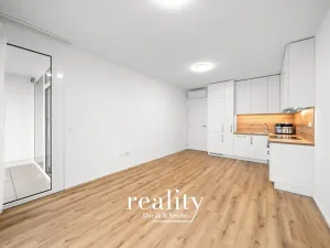 Pronájem bytu 2+kk, Znojmo, Jarošova, 46 m2