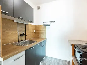 Pronájem bytu 2+kk, Praha - Hostivař, Záveská, 38 m2
