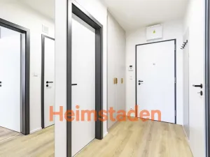 Pronájem bytu 2+kk, Praha - Holešovice, U Pergamenky, 59 m2