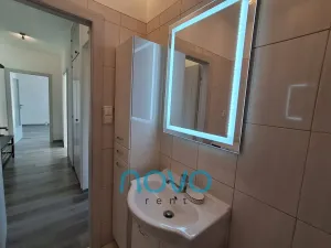 Pronájem bytu 2+1, Praha - Letňany, Tupolevova, 53 m2