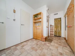 Prodej bytu 3+1, Ostrava, Mojmírovců, 67 m2