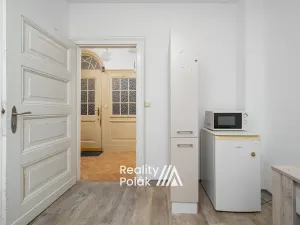 Pronájem bytu 1+1, Liberec, Husova, 45 m2