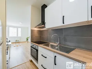 Prodej bytu 2+kk, Mělník, Sportovní, 49 m2