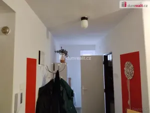 Prodej bytu 2+1, Cheb, Valdštejnova, 68 m2