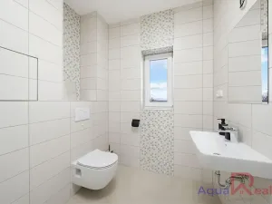 Pronájem bytu 3+kk, Karlovy Vary, Dubová, 83 m2