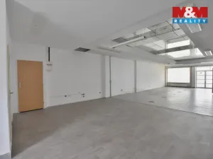 Pronájem obchodního prostoru, Pardubice, Dašická, 155 m2
