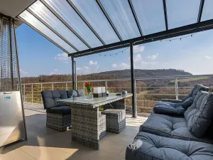 Prodej vily, Králův Dvůr, Na Vinohradech, 140 m2