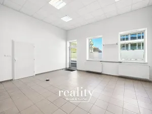 Pronájem kanceláře, Znojmo, Jarošova, 30 m2
