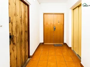 Prodej bytu 2+1, Cheb, Obětí nacismu, 57 m2