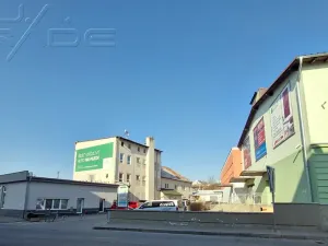 Prodej obchodního prostoru, Znojmo, Vídeňská třída, 5100 m2