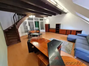 Pronájem kanceláře, Plzeň, Pražská, 162 m2