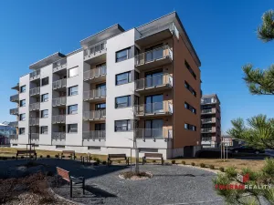 Pronájem bytu 2+kk, Hradec Králové - Nový Hradec Králové, Antonína Petrofa, 50 m2