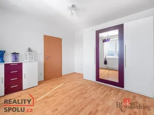 Pronájem bytu 2+kk, Liberec - Liberec VI-Rochlice, Nádvorní, 56 m2