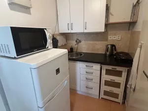 Pronájem bytu 1+kk, Praha - Smíchov, Zoubkova, 27 m2