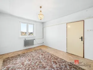 Prodej bytu 2+1, Radnice, Sídliště, 56 m2