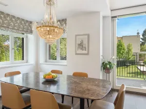 Prodej rodinného domu, Praha - Horní Počernice, Jívanská, 220 m2