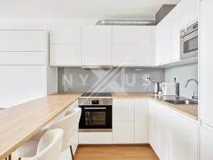 Prodej bytu 2+kk, Praha - Háje, Steinerova, 60 m2