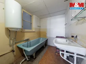 Prodej rodinného domu, Karlovy Vary - Drahovice, V. Huga, 214 m2