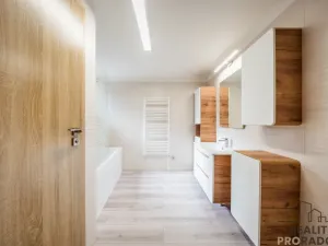 Prodej rodinného domu, Čejkovice, V Sadech, 180 m2