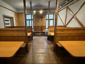 Pronájem restaurace, Náchod, Masarykovo náměstí, 232 m2