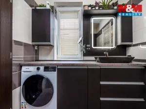 Prodej rodinného domu, Veltrusy, Lomená, 118 m2