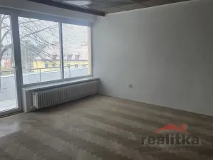 Pronájem bytu 3+1, Opava - Předměstí, Dostojevského, 108 m2