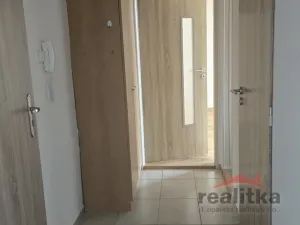 Pronájem bytu 2+1, Opava - Kateřinky, Holasická, 52 m2