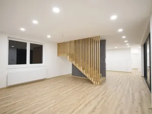 Prodej rodinného domu, Horní Poříčí, 284 m2