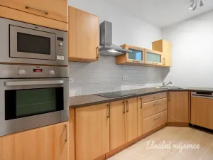 Pronájem bytu 2+1, Praha - Vršovice, Bulharská, 55 m2