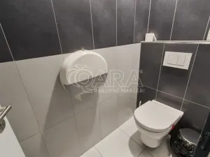 Pronájem kanceláře, Praha - Třebonice, Sárská, 700 m2